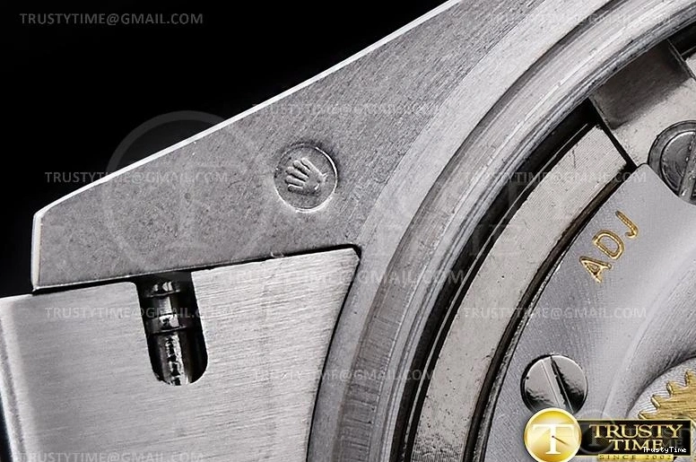 0411 ModernLook RDD0224B – DayDate 36mm 747